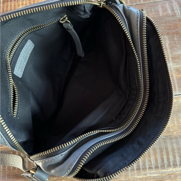 Made in Italy Genuine Leather gray crossbody bag with skull - Picture 9 of 15